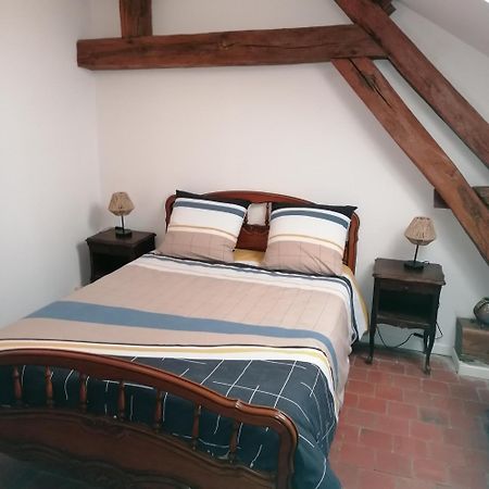 Vallee Du Serein Marcilly-Ogny Buitenkant foto