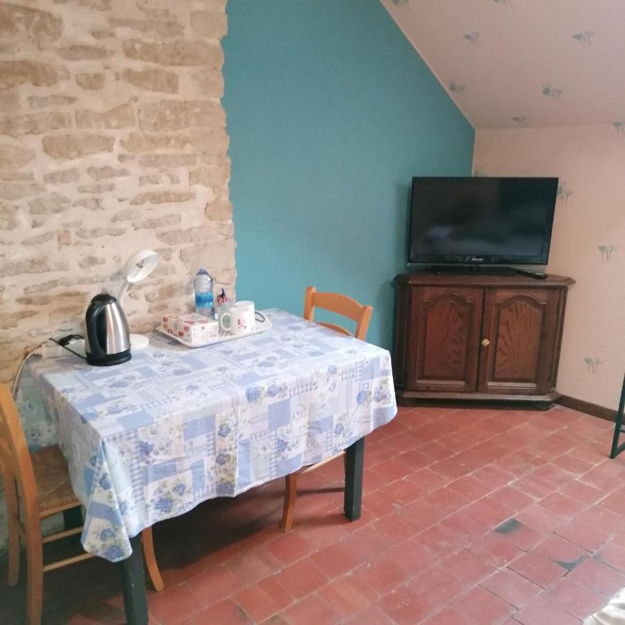 Vallee Du Serein Marcilly-Ogny Buitenkant foto